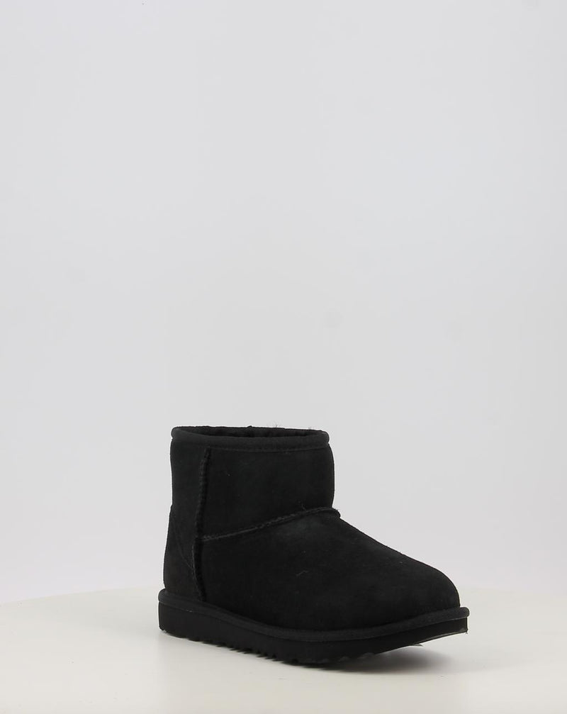 Stivali UGG CLASSIC MINI II nero
