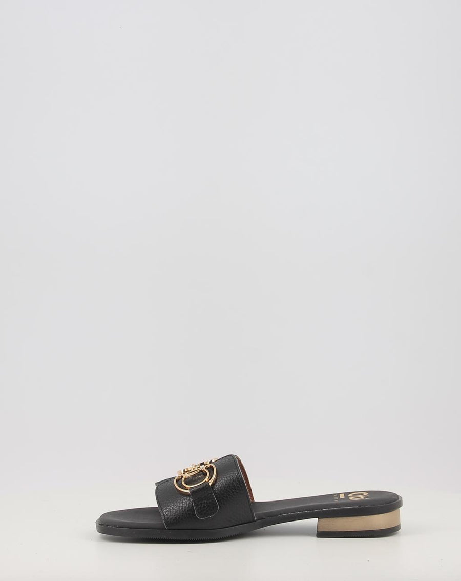 5592