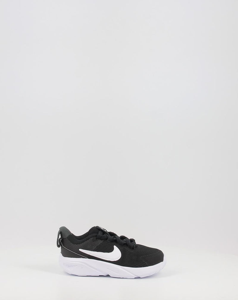 Sneaker NIKE STAR RUNNER 4 DX7616-001 nero