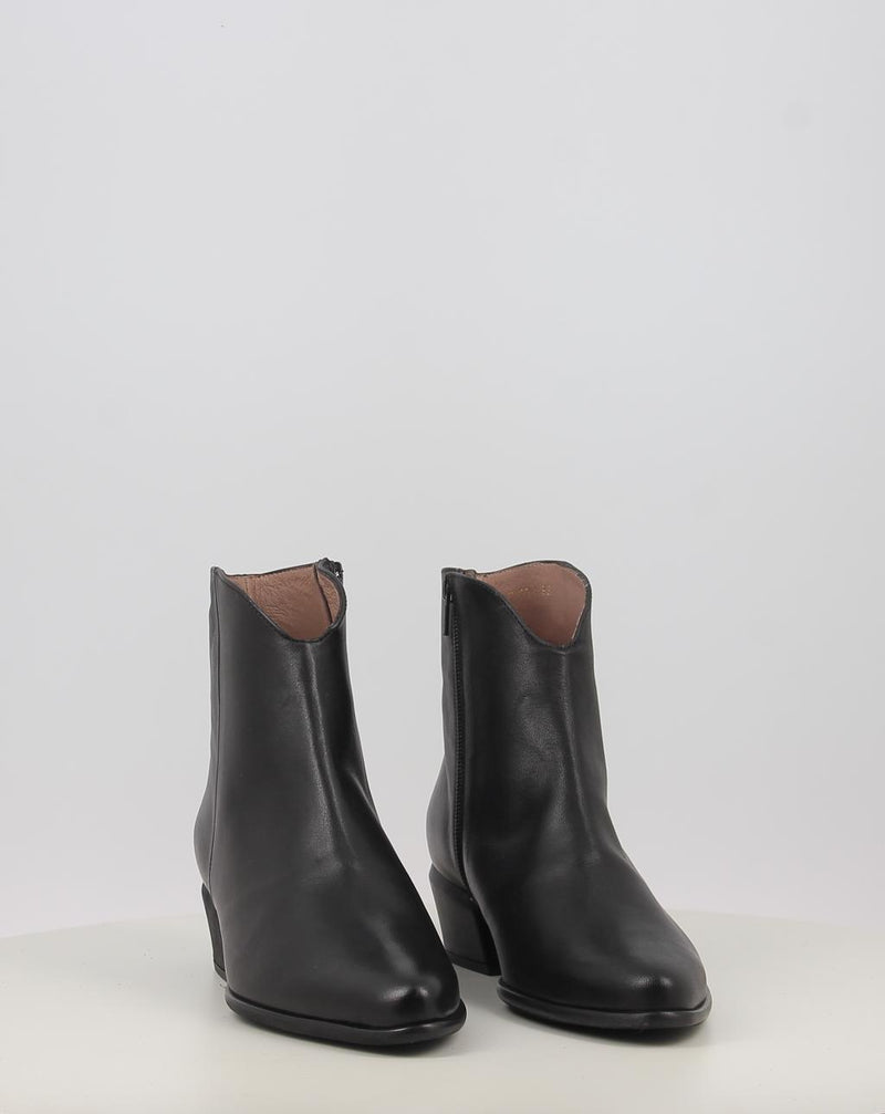 Stivaletti WONDERS D-2001 nero
